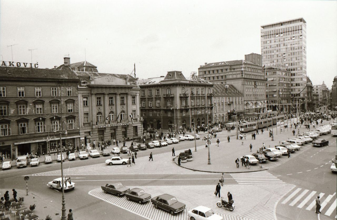 Trg Republike (današnji Trg bana Jelačića) 1970.-ih godina